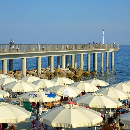 Pietra Home, Posto Auto, Ac ,Wifi, 150Mt Dal Mare Pietra Ligure Zewnętrze zdjęcie